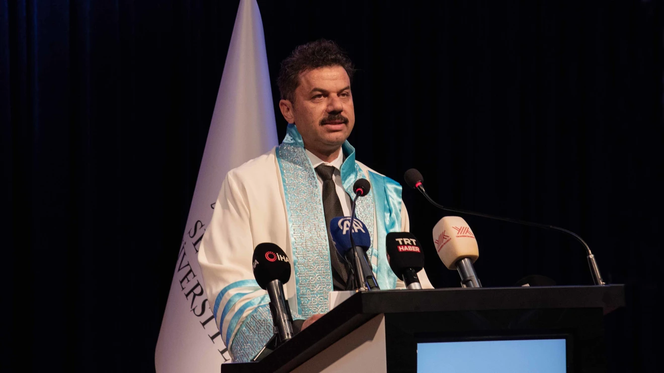 Selçuk Üniversitesi Akademik Yıl Açılış Töreni YÖK Başkanı Özvar’ın katılımıyla gerçekleştirildi